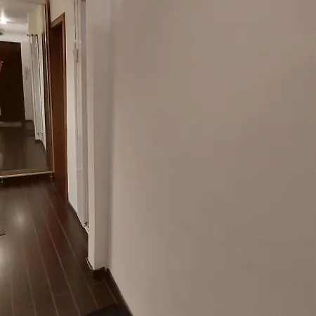 Chic And Comfortable 1 Bedroom Flat Close To Center *