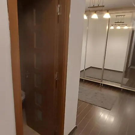 Chic And Comfortable 1 Bedroom Flat Close To Center Βουκουρέστι