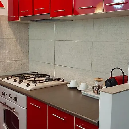 Chic And Comfortable 1 Bedroom Flat Close To Center Διαμέρισμα *