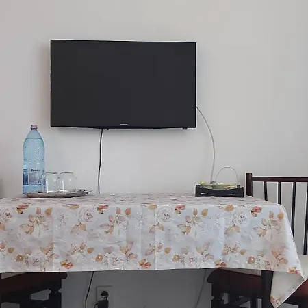 Chic And Comfortable 1 Bedroom Flat Close To Center Διαμέρισμα *