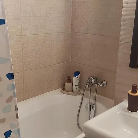 Chic And Comfortable 1 Bedroom Flat Close To Center Daire